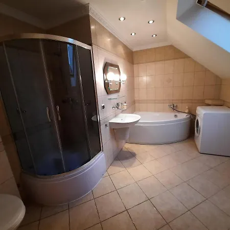 Apartament 4-6 Osobowy Lejlighed